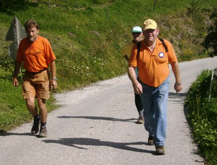 ...danach die Schweizer und Gebhard Karl...