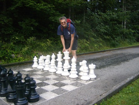 ...und Helmut versucht ein Schachspiel