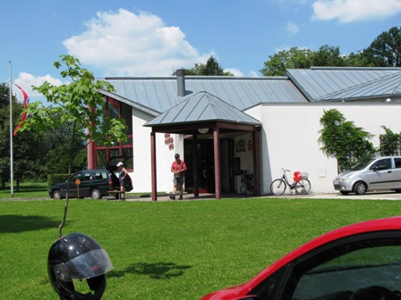 Start und Ziel im Veranstaltungszentrum Aschach an der Donau