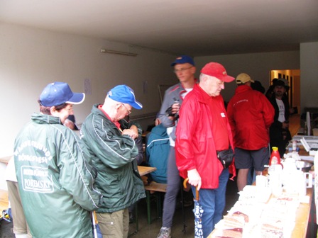 ...sind einige Wanderer mehr unterwegs