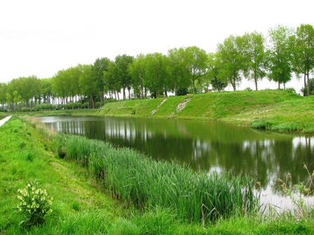 An der 'Stadswallen van Damme' (Stadtmauer von Damme)