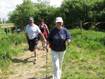 Das läßt die Stimmung bei den Wanderfreunden gleich wieder steigen