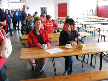 Hopp auf Renate, wir wollen los