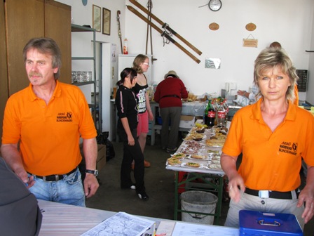 Die netten Mitarbeiter von der 1. K+L