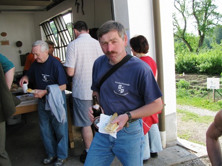 Bei an Most verziagts ma des G'sicht