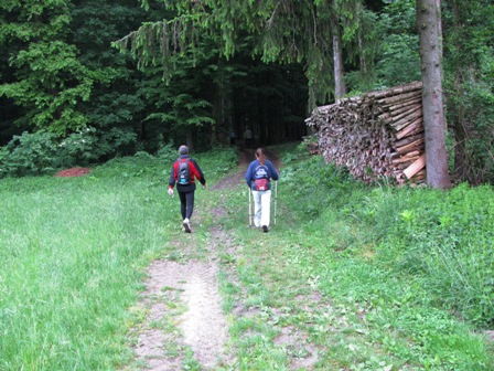 Ing.Walter Preißl und Karin legen ein schönes Anfangstempo vor