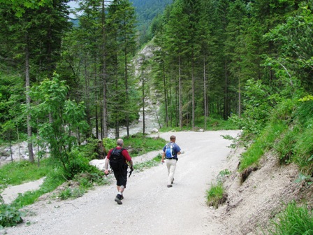 Flott gehts durchs Kaisertal abwärts