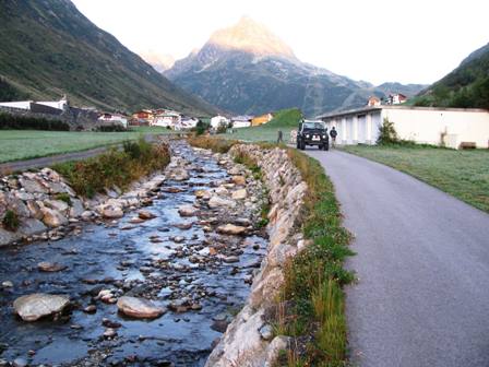 Blick entlang des Vermuntbaches zur Ballunspitze