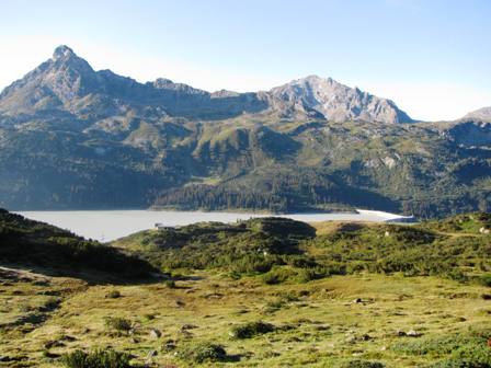 Der Kops-Stausee und die dahinter liegende Bergwelt - einfach herrlich