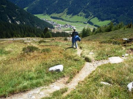 Der Blick hinunter ins Paznauntal - dort müssen wir hin