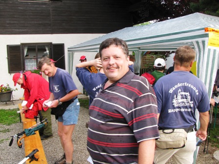 Hermann Buresch gutgelaunt an der 1.K+L nach rund 6,5 km