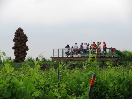 Aussichtsplattform zur 'Traube' - die 4. K+L nach 17,8 km ist erreicht