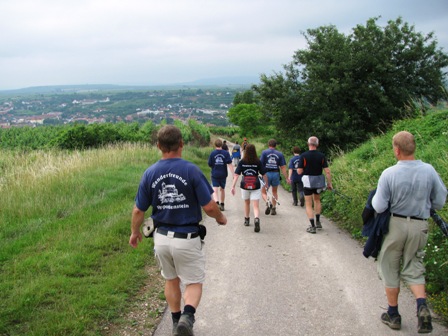 Eine Lawine von Rappottensteiner Marathonis wälzt sich auf Langenlois zu