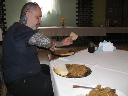 ...also lasst uns reinwerfen!