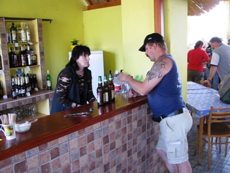 Quaxi holt noch ein paar Pivo...