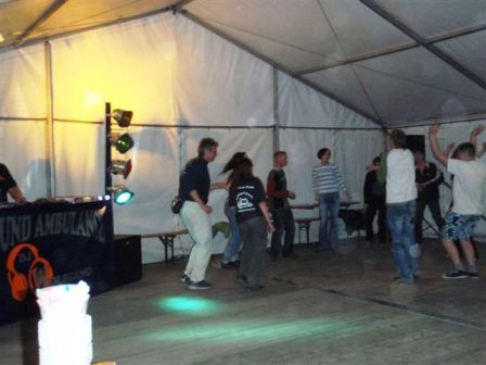 Helmut und Zirberl beim Herumgehobse mit den polnischen Teilnehmern - das bedeutet einen Spiegel von größer 2 %o bei Helmut