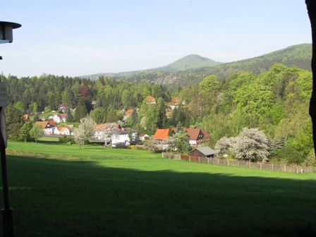 Fernblick auf den Luftkurort Jonsdorf