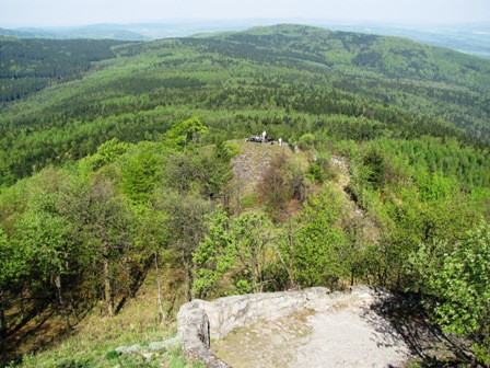 Blick ins umliegende Bergland