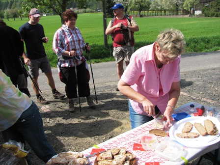 Eine Kontroll- und Labestelle in Herrenwalde - nach längerer Zeit wieder eine Stärkung