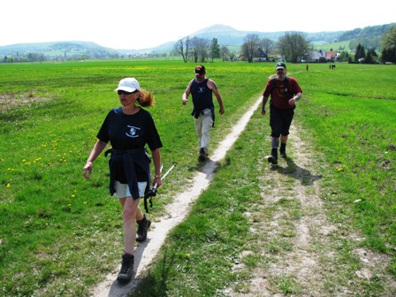 Mit vollen Tanks gehts locker-flockig weiter