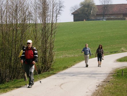 Die Mittagssonne wrmt die Wanderer