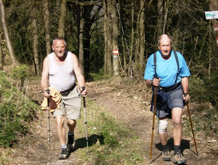 ...Wilhelm Klaminger und Heinrich Skerbinz kann ein solches Hgelchen nicht schocken...