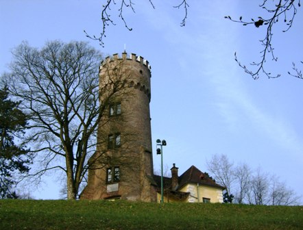 Die Franz-Josefs-Warte am Freinberg