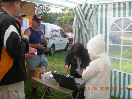 An der 1. K+L - und Quaxi hat schon den ersten Durst