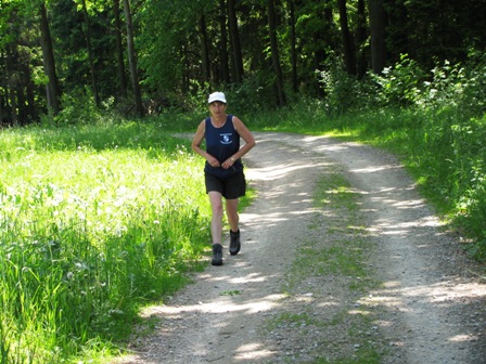 Ein Foto von Zirberl ohne Stöcke - wo kommt sie wohl her?