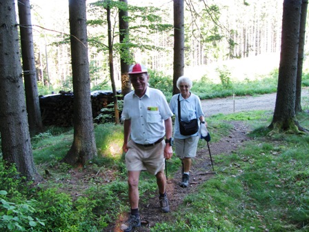 Familie Inezberger genießt ebenfalls diese traumhafte Wanderung