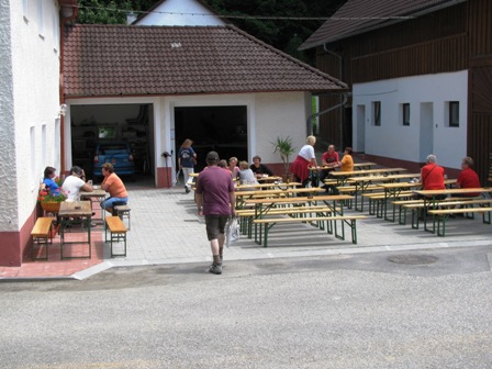 Blick zur 3.K+L bei einem wunderschönen Gehöft im Gusental