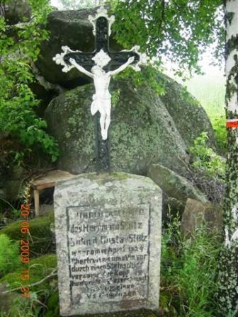 Gedenkstätte am Wegesrand