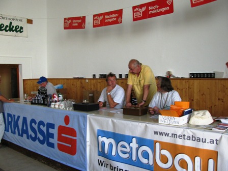 Die Funktionäre am Start in Ybbs an der Donau