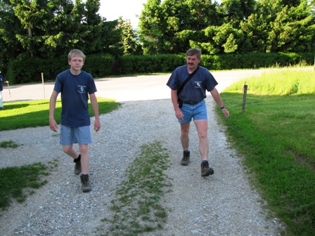 Die Hold's im Sauseschritt...