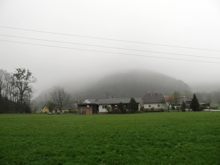 Nebeliger Blick zu den Erhebungen um Micheldorf