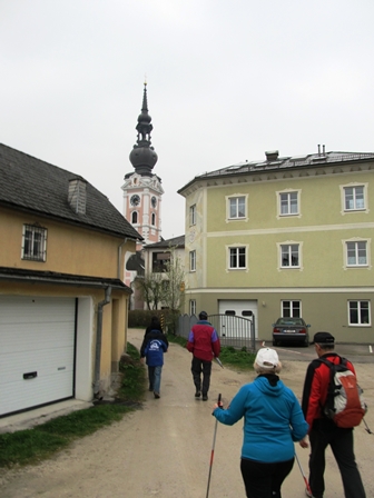Blick zur Kirche von Kirchdorf