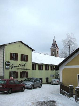 Blick zur Kirche von Altmelon